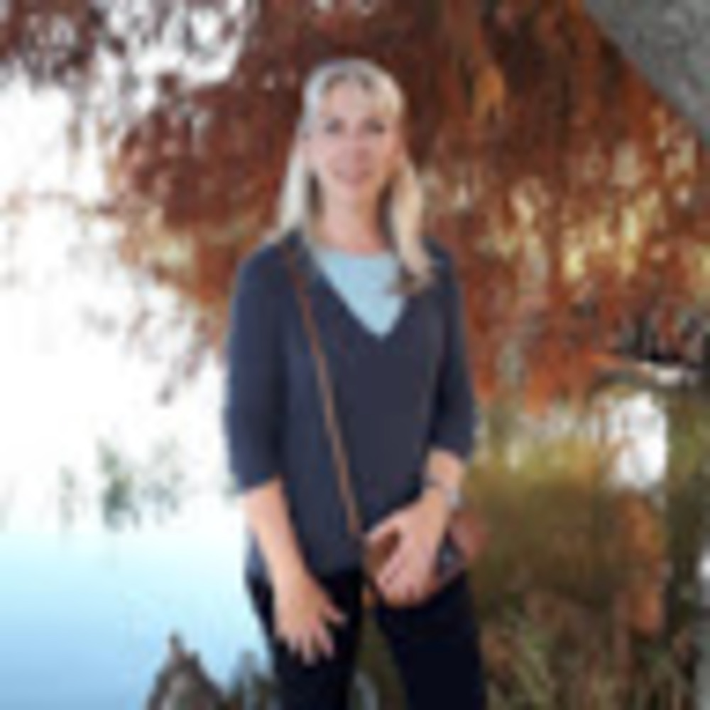 Meet your Posher, Laura